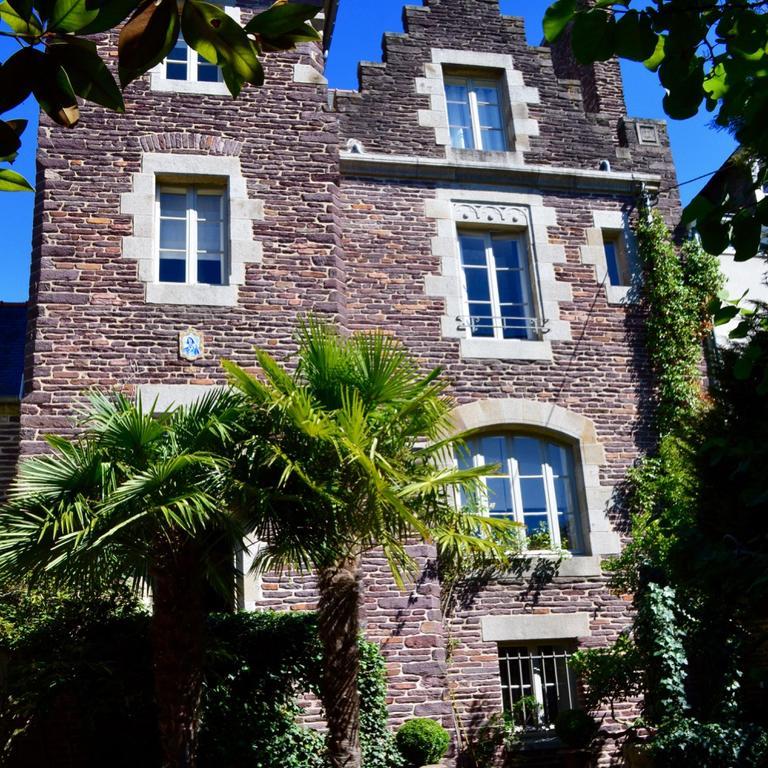 Castel Jolly Panzió Rennes Kültér fotó